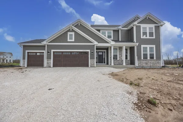 $729,900 | N73-w17723 Mineral Drive, Menomonee Falls, WI 53051