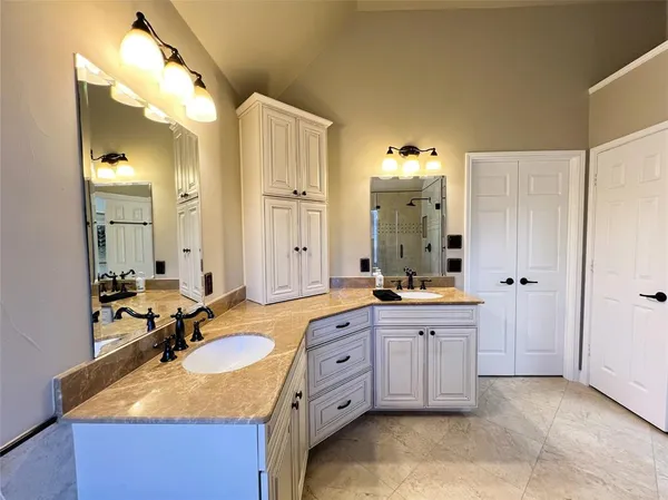 $2,795 | 10401 Forrest Drive, Frisco, TX 75035