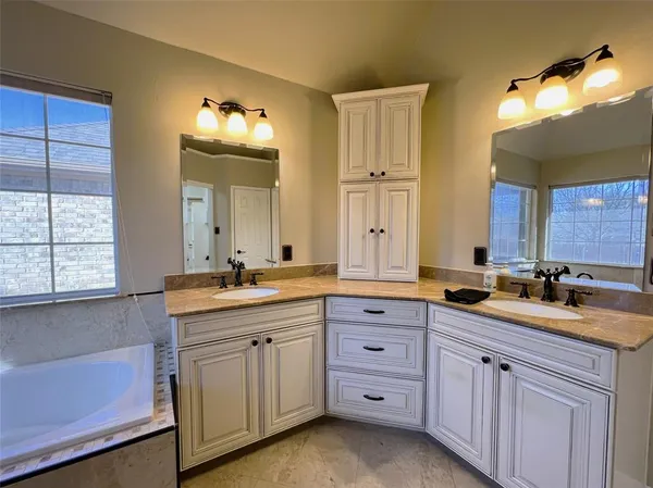 $2,795 | 10401 Forrest Drive, Frisco, TX 75035