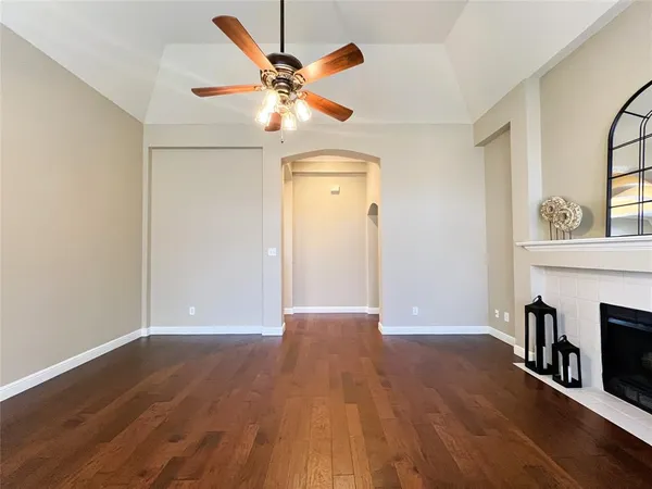 $2,795 | 10401 Forrest Drive, Frisco, TX 75035