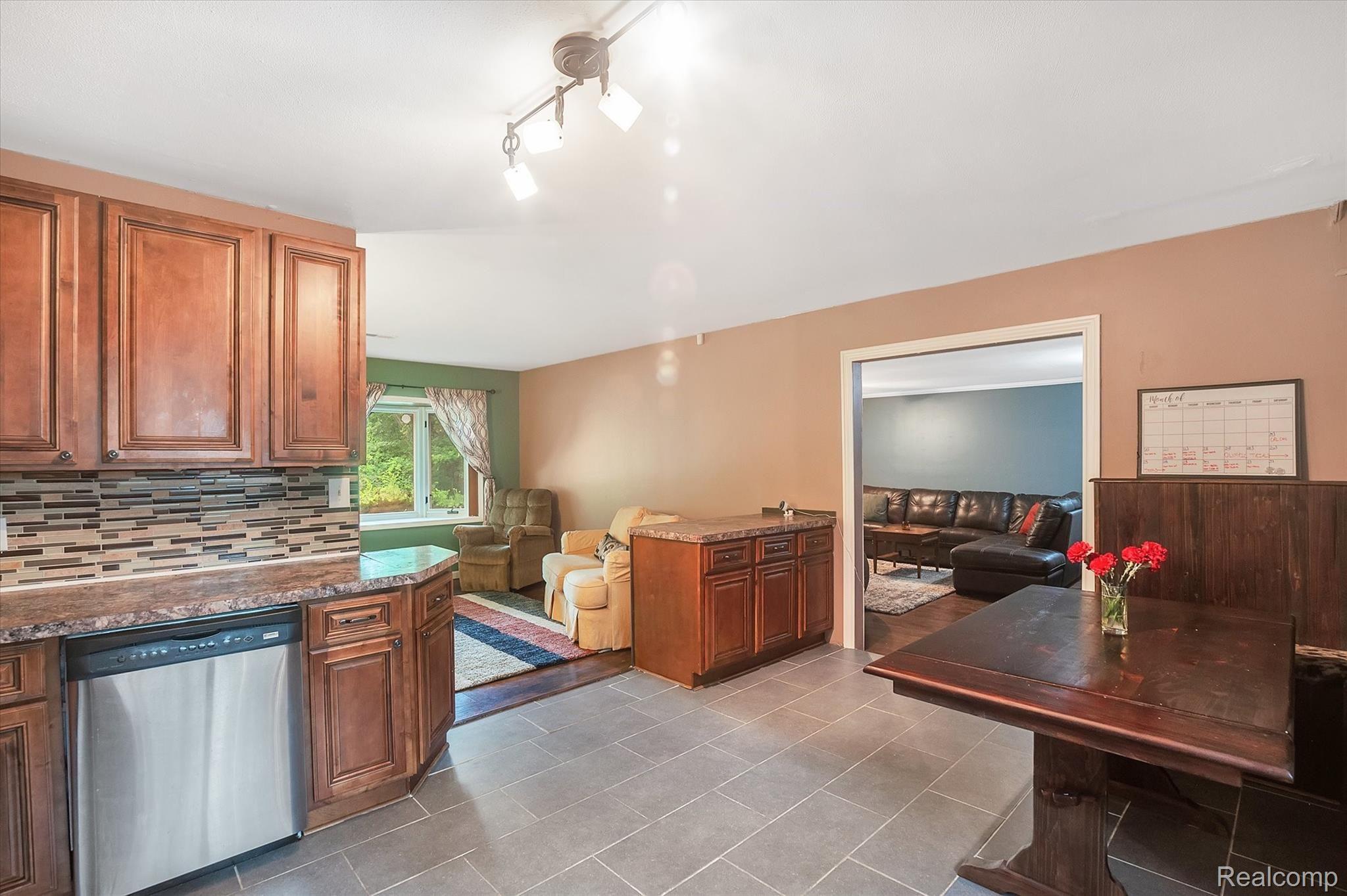 9325 Old Lee Road Brighton, MI 48116 - Photo 9 of 22 14-9325 Old Lee Rd-windowstill-realestate-photography-14.jpg