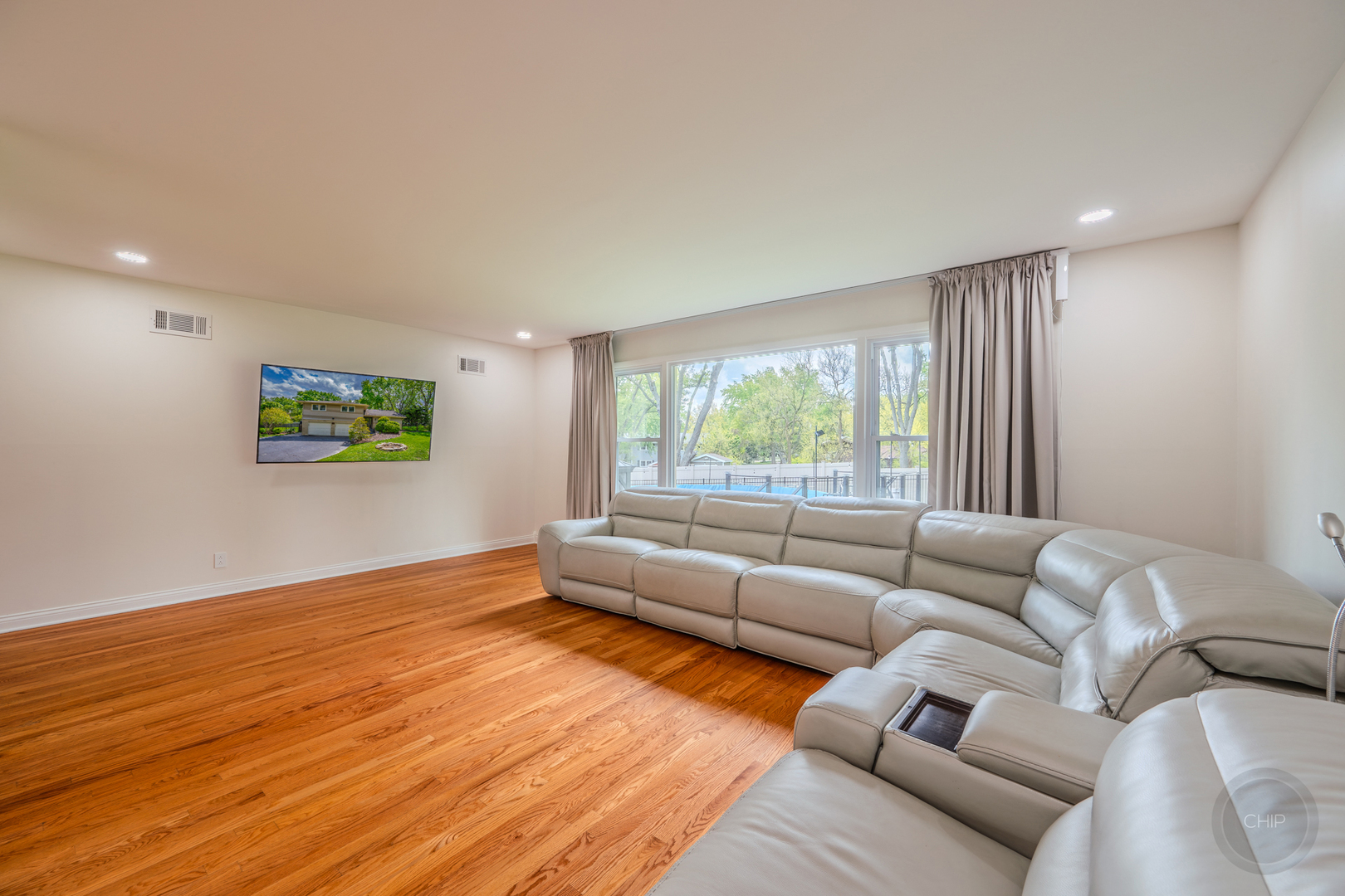 10S220 Alan Road Naperville, IL 60564 - Photo 15 of 45 Gallery Image 15