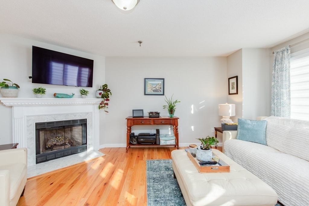 51 Tobey Road, Unit 46 Dracut, MA 01826 - Photo 11 of 32