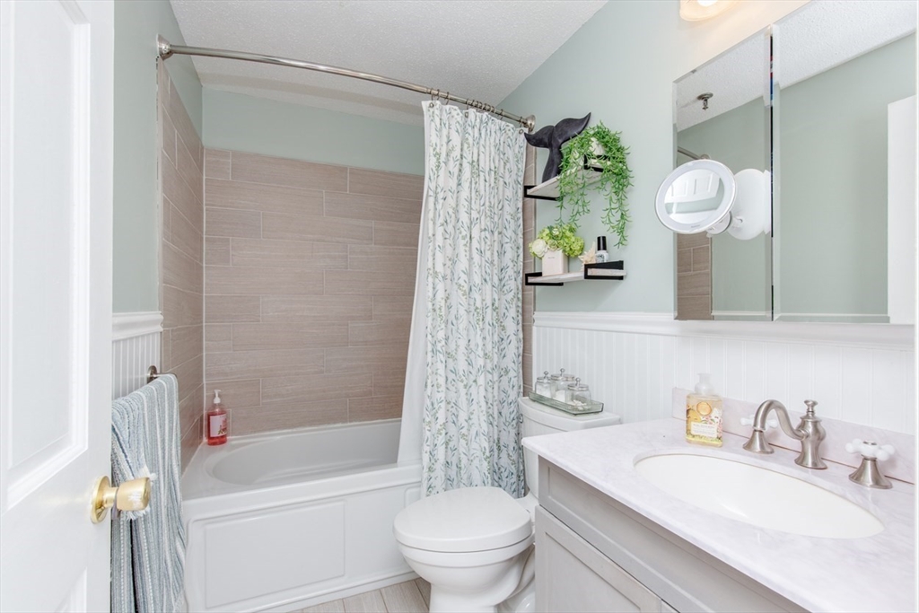 51 Tobey Road, Unit 46 Dracut, MA 01826 - Photo 21 of 32