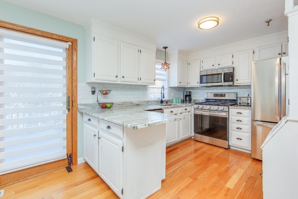 51 Tobey Road, Unit 46 Dracut, MA 01826 - Photo 7 of 32