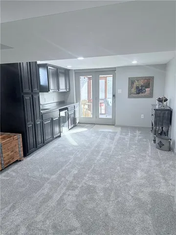 $329,900 | 7106 Lundeen Drive, Country Club, MO 64505