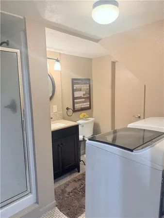 $324,900 | 7106 Lundeen Drive, Country Club, MO 64505