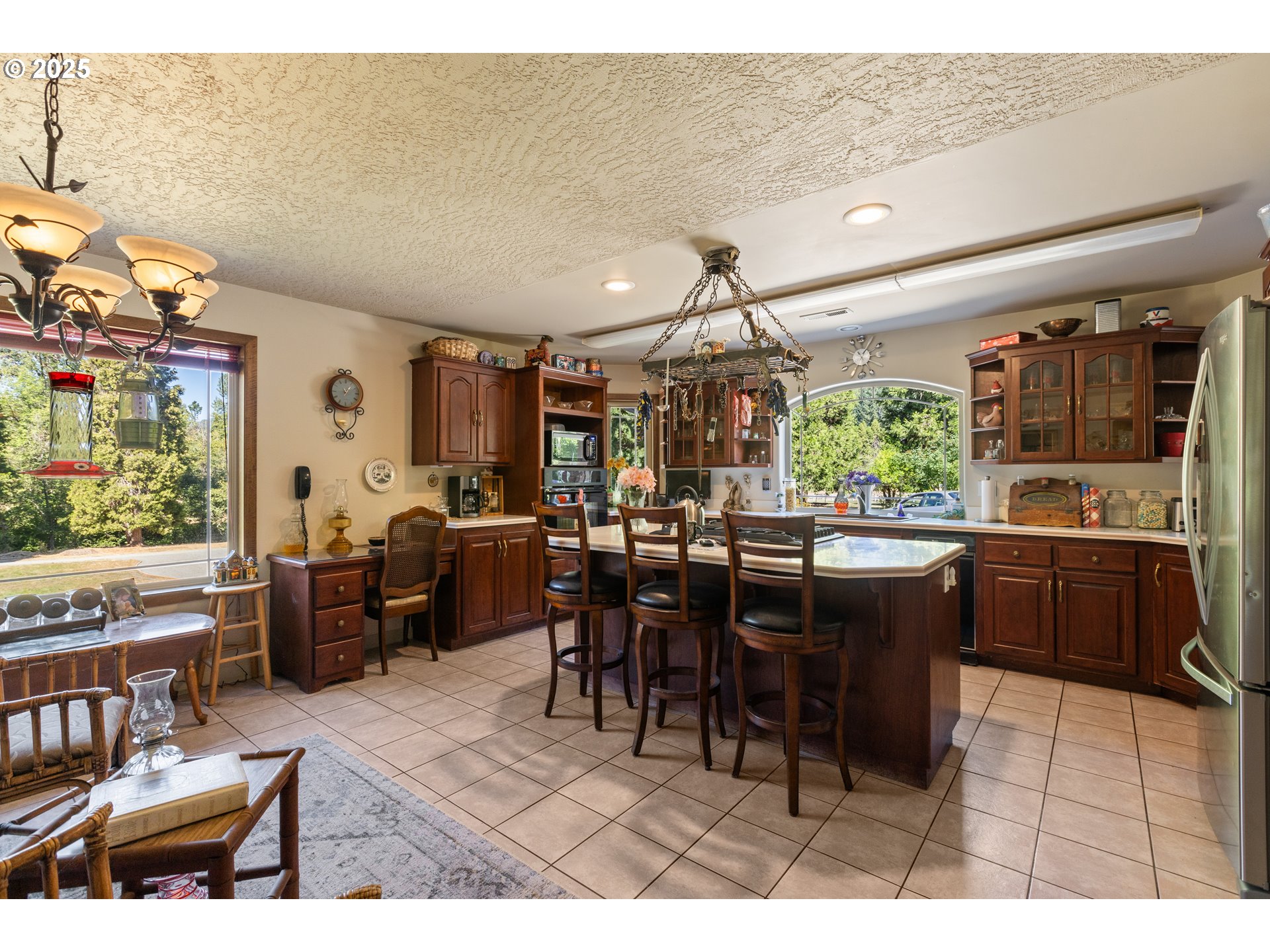 913 Starveout Creek Road Azalea, OR 97410 - Photo 11 of 46