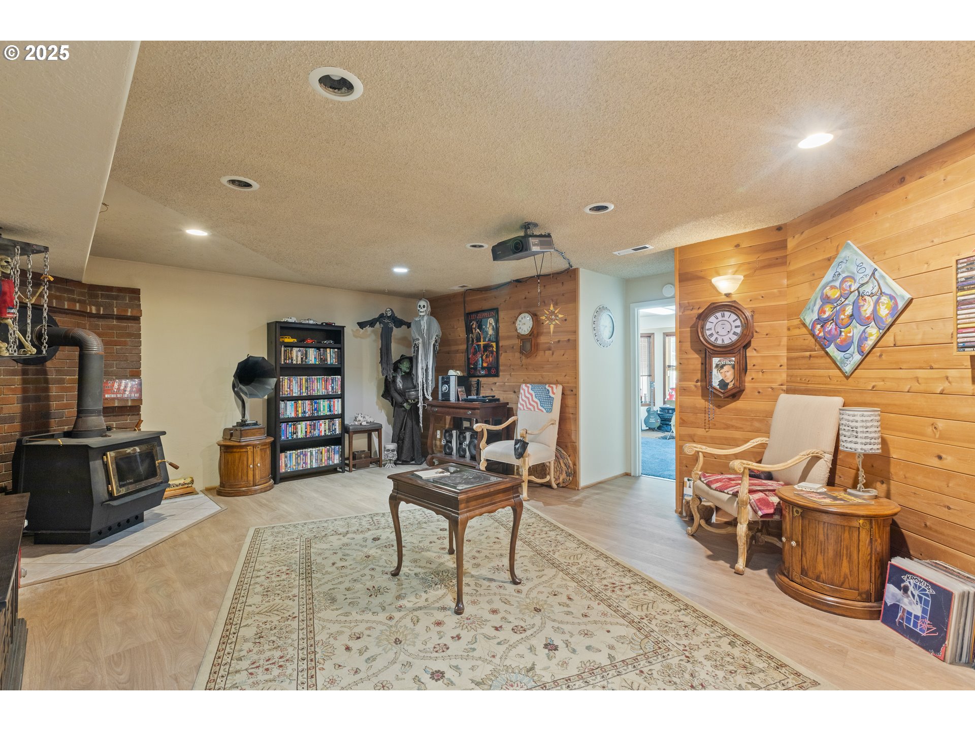 913 Starveout Creek Road Azalea, OR 97410 - Photo 17 of 46