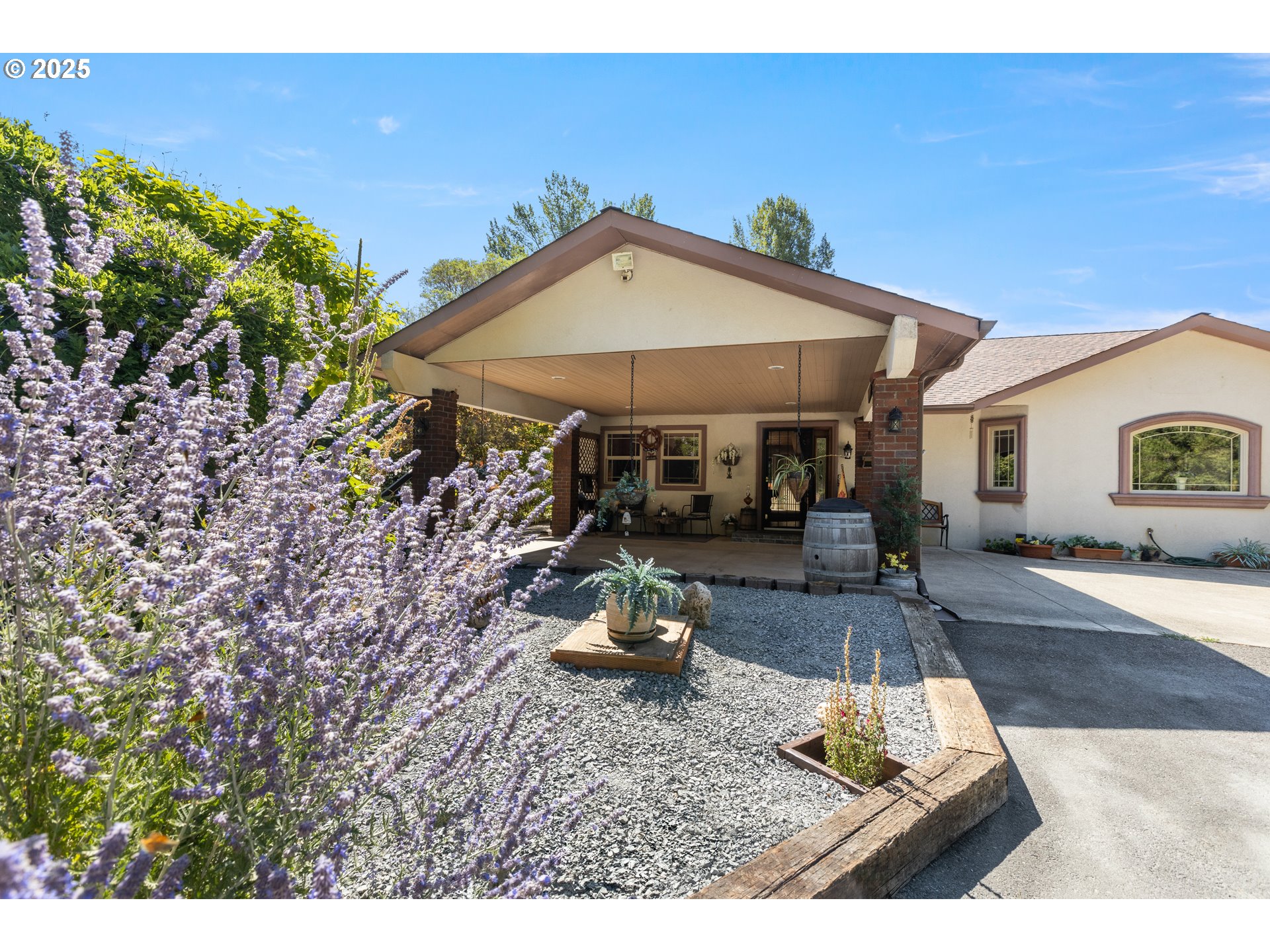 913 Starveout Creek Road Azalea, OR 97410 - Photo 6 of 46