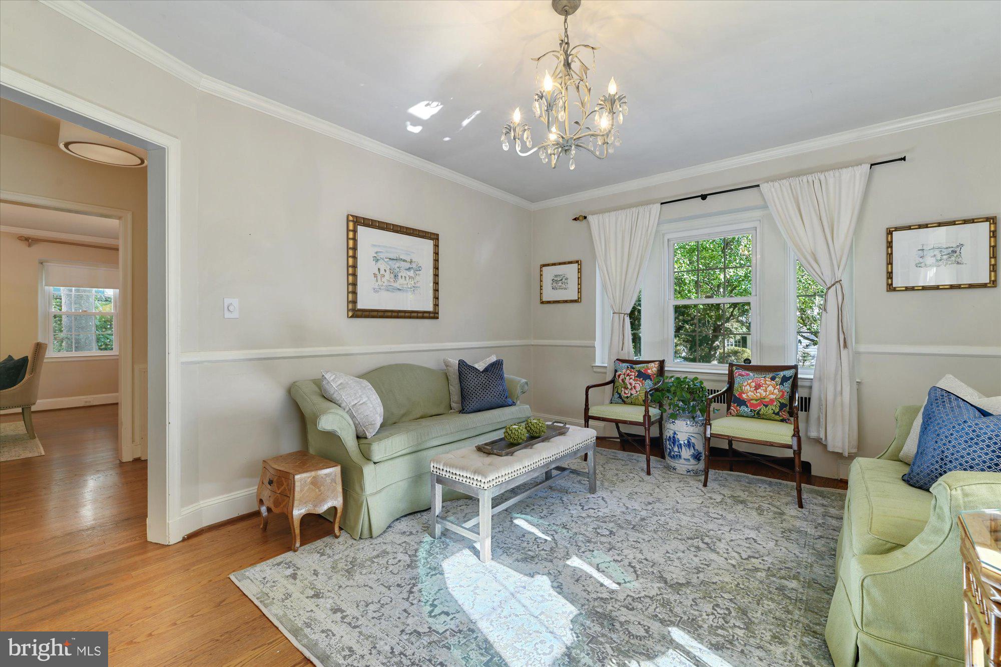211 Witherspoon Road Baltimore, MD 21212 - Photo 8 of 28 Family room
