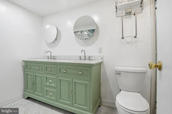 $1,900 | 3750 Clarendon Avenue, Unit 44, Philadelphia, PA 19114