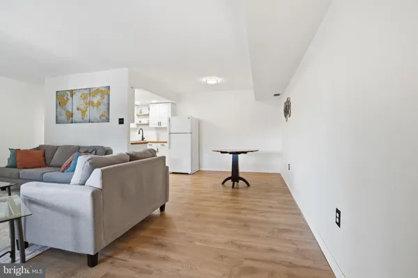 $1,900 | 3750 Clarendon Avenue, Unit 44, Philadelphia, PA 19114