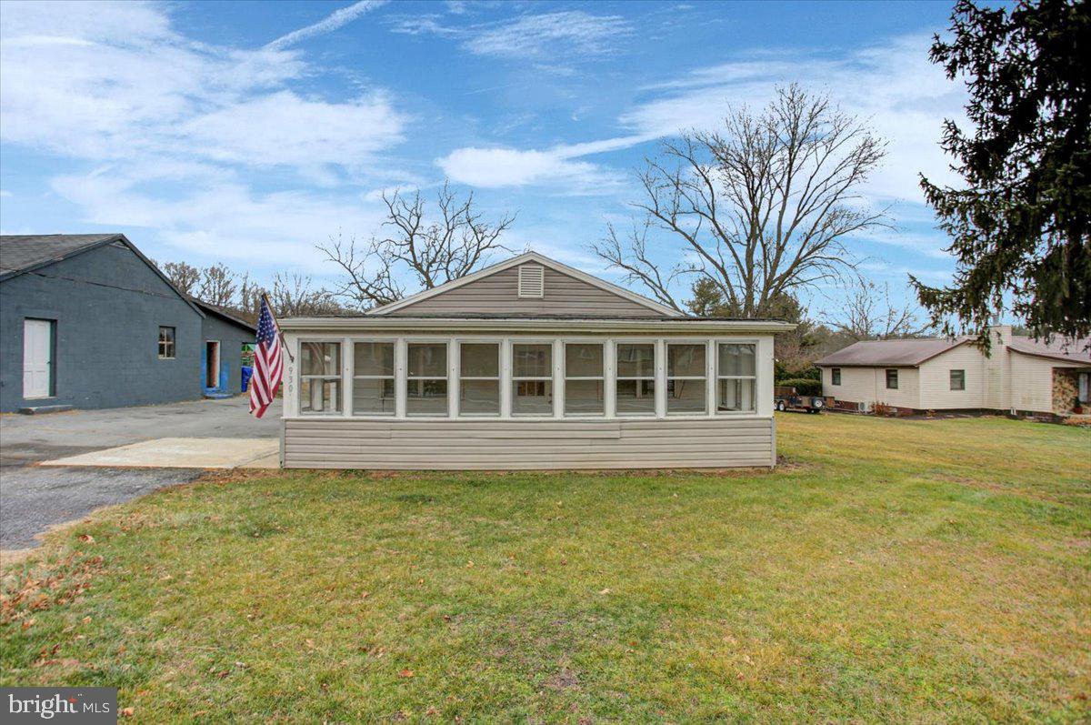 930 Coldspring Road Fayetteville, PA 17222 - Photo 1 of 31 Gallery Image 1