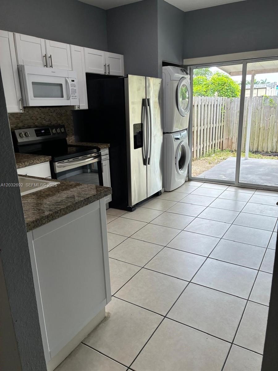 55 Southwest 14th Terrace, Unit 55 Homestead, FL 33030 - Photo 5 of 27