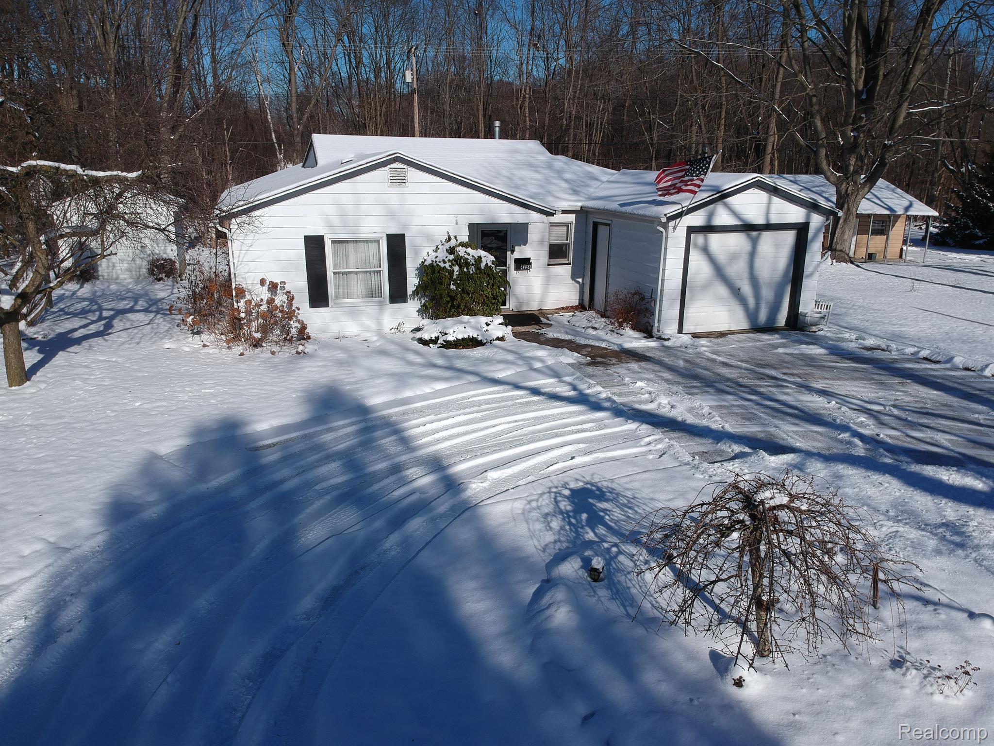 4224 Atkins Road Port Huron, MI 48060 - Photo 2 of 16