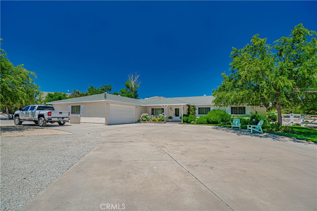 6367 Valley Sage Road Acton, CA 91390 - Photo 2 of 48