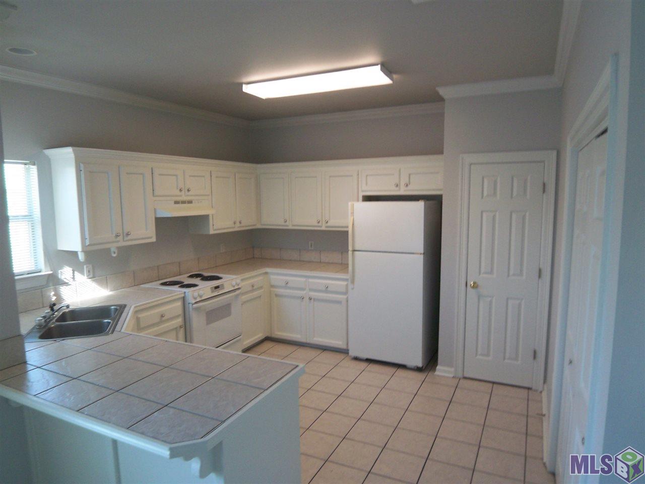 364 Springhaven Drive Baton Rouge, LA 70810 - Photo 4 of 36