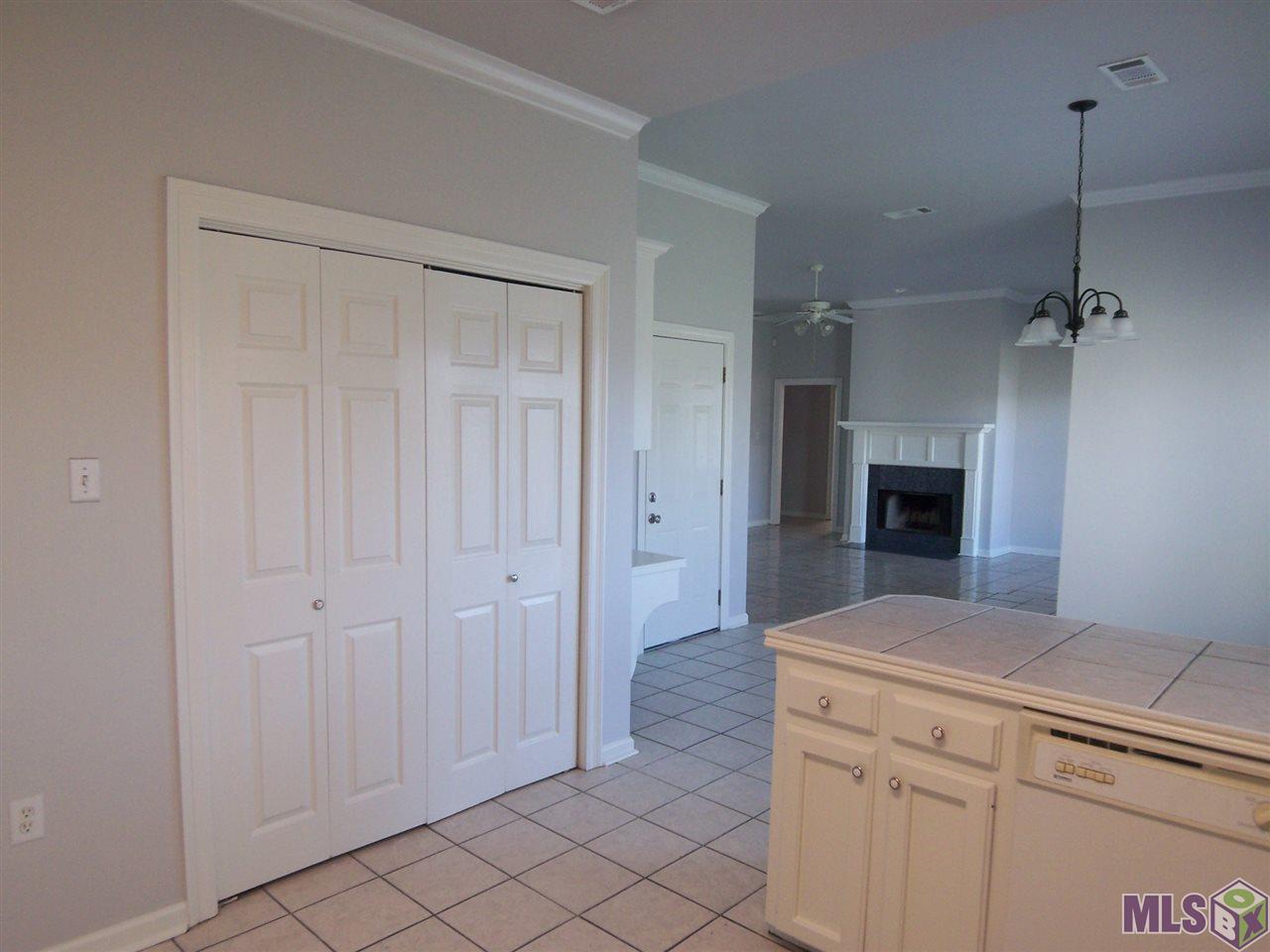 364 Springhaven Drive Baton Rouge, LA 70810 - Photo 10 of 36