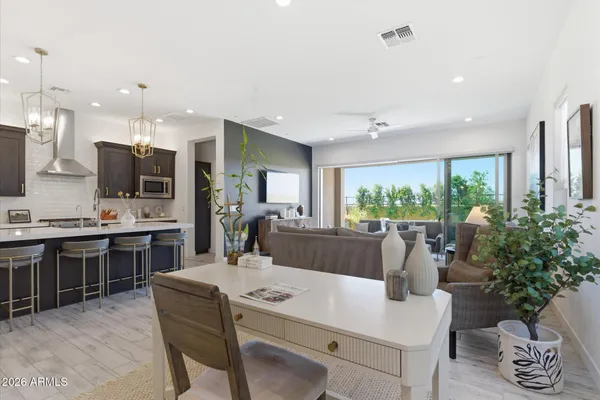 $5,500 | 21514 North 58th Street, Phoenix, AZ 85054