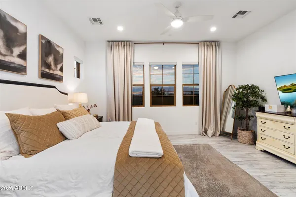 $5,500 | 21514 North 58th Street, Phoenix, AZ 85054