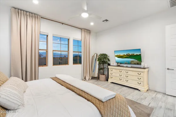 $5,500 | 21514 North 58th Street, Phoenix, AZ 85054