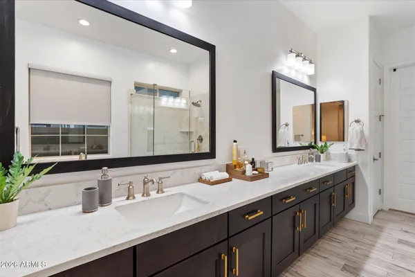 $5,500 | 21514 North 58th Street, Phoenix, AZ 85054