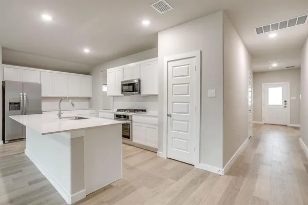 $2,600 | 15009 Cactus Blossom Boulevard, Haslet, TX 76052