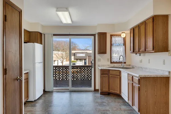 $239,900 | 3447 Linbridge Court, La Crosse, WI 54601