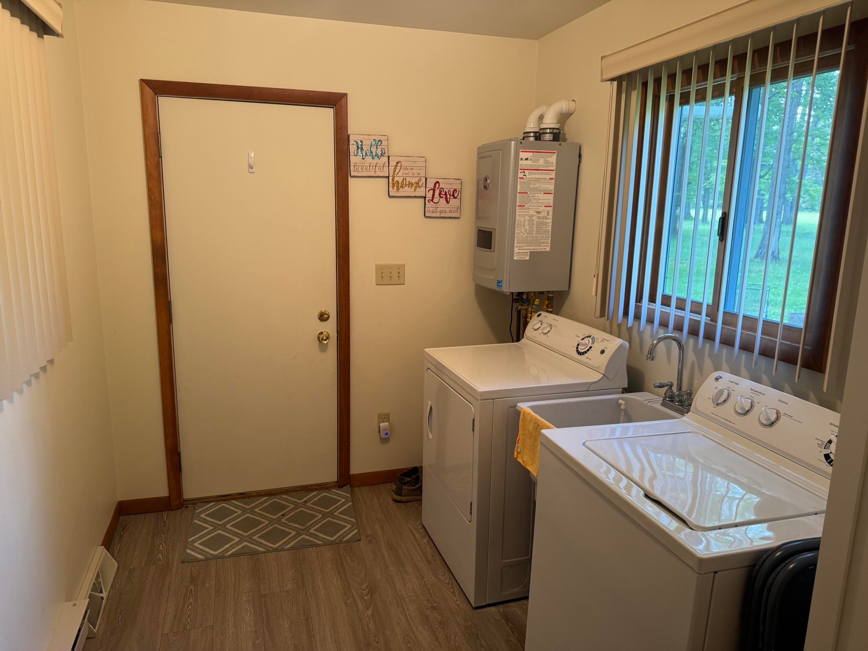3150 West Lansing Road Roscommon, MI 48653 - Photo 10 of 45 Gallery Image 10