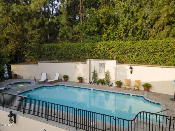 $1,349,000 | 52 North Arroyo Boulevard, Pasadena, CA 91105