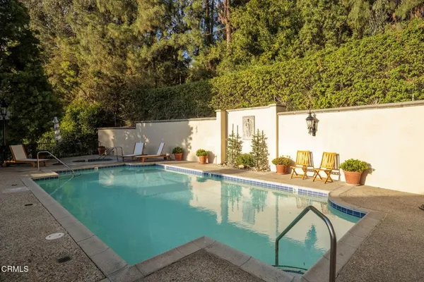 $1,349,000 | 52 North Arroyo Boulevard, Pasadena, CA 91105