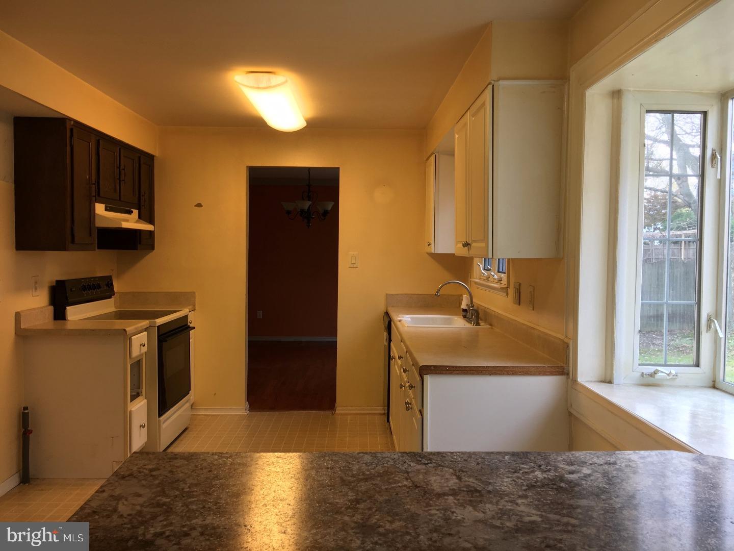 227 Southview Drive Riverside, NJ 08075 - Photo 5 of 23