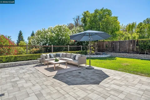 $1,985,000 | 135 Tenby Terrace, Danville, CA 94506