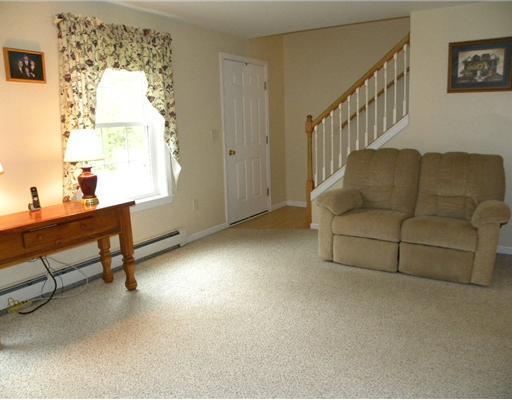 252 Brighton Hill Road Minot, ME 04258 - Photo 17 of 25 Living Room.