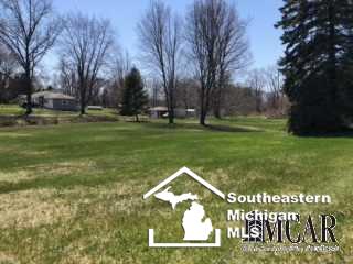 10111 Goff Road Temperance, MI 48182 - Photo 14 of 14 21442004-13.JPG