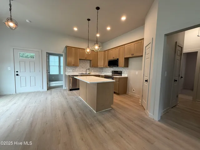 $269,800 | 509 East Elizabeth Street, Selma, NC 27576