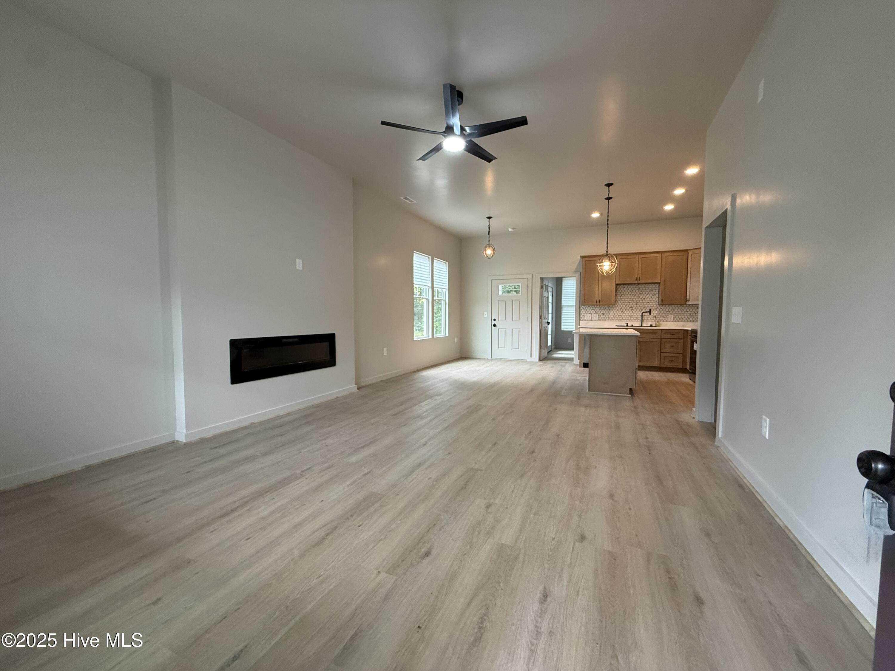 509 East Elizabeth Street Selma, NC 27576 - Photo 8 of 36 IMG_6498