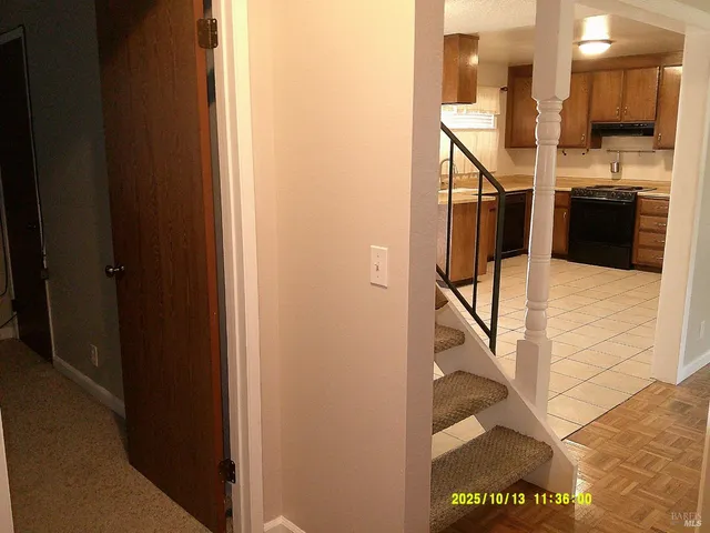 a view of a walk in closet