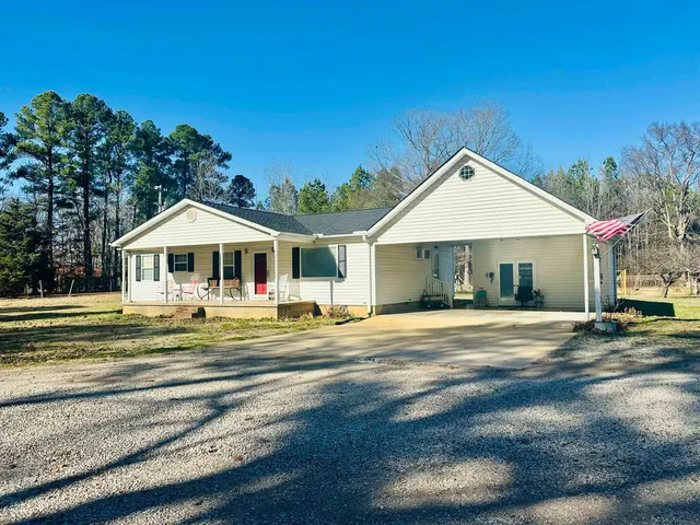 $149,900 | 3558 Highway 142, Selmer, TN 38375