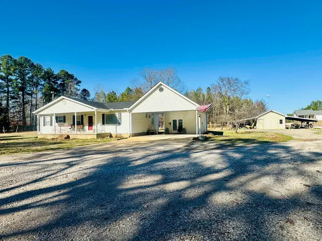 $149,900 | 3558 Highway 142, Selmer, TN 38375
