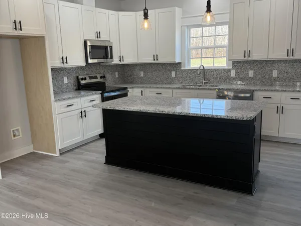 $395,000 | 570 Foreman Bundy Road, Elizabeth City, NC 27909