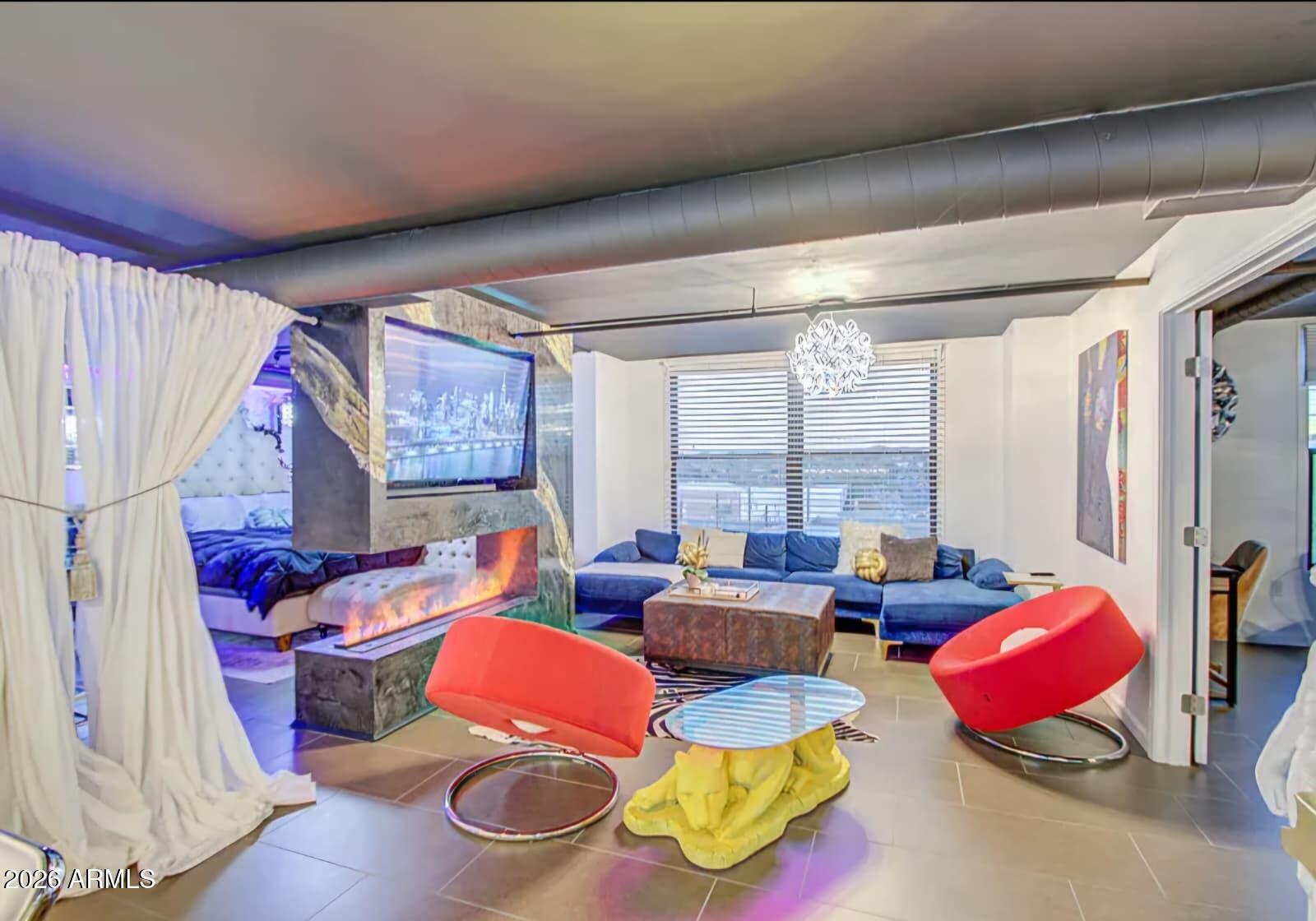 535 West Thomas Road, Unit 513 Phoenix, AZ 85013 - Photo 3 of 25 PHOTO-2026-01-25-08-39-32 (2)