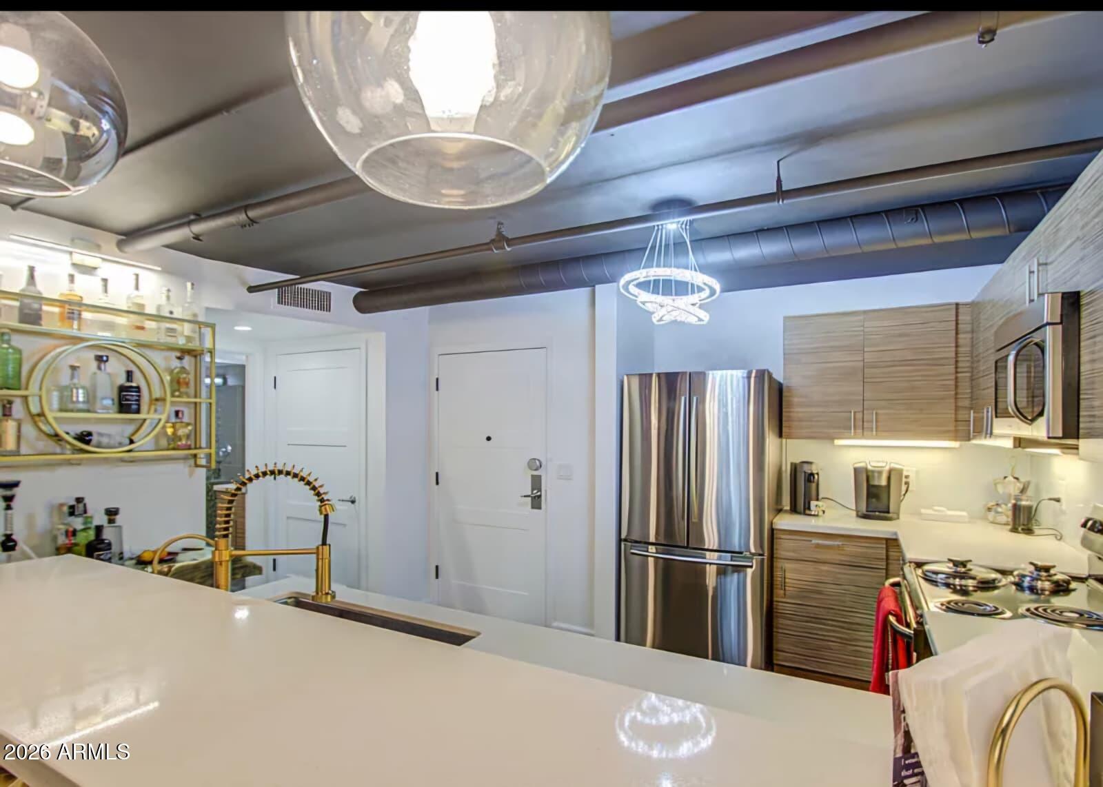 535 West Thomas Road, Unit 513 Phoenix, AZ 85013 - Photo 9 of 25 PHOTO-2026-01-25-08-39-45 (1)