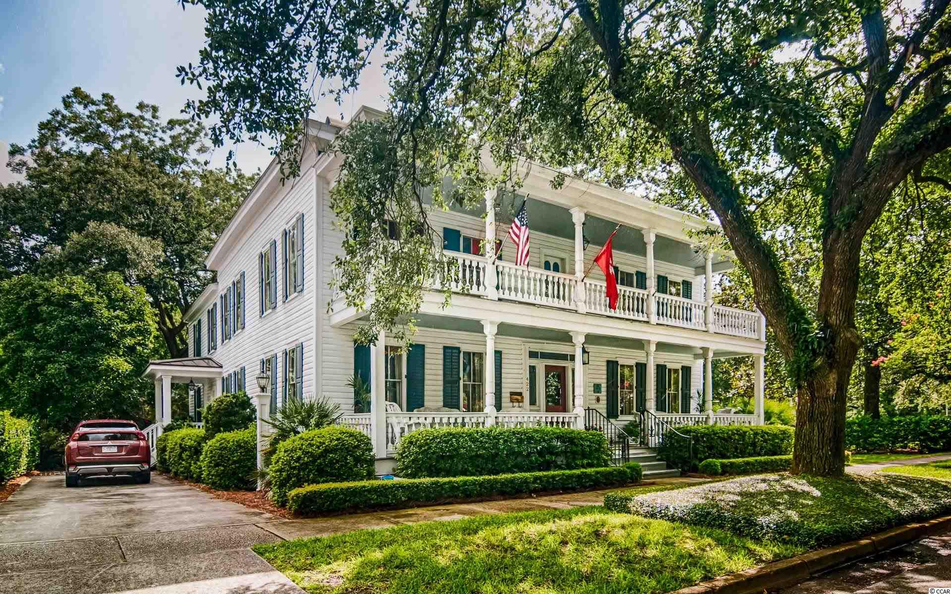 422 Prince Street Georgetown, SC 29440 - Photo 2 of 40