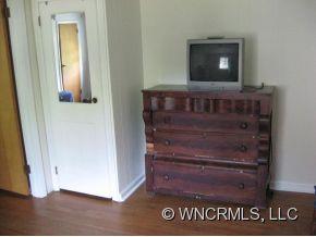748 Morgan Hill Road Fairview, NC 28730 - Photo 11 of 12 Gallery Image 11