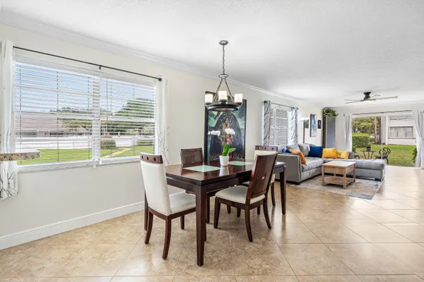 $280,000 | 2905 Southwest 22nd Avenue, Unit 1080, Delray Beach, FL 33445