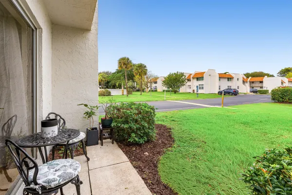$280,000 | 2905 Southwest 22nd Avenue, Unit 1080, Delray Beach, FL 33445
