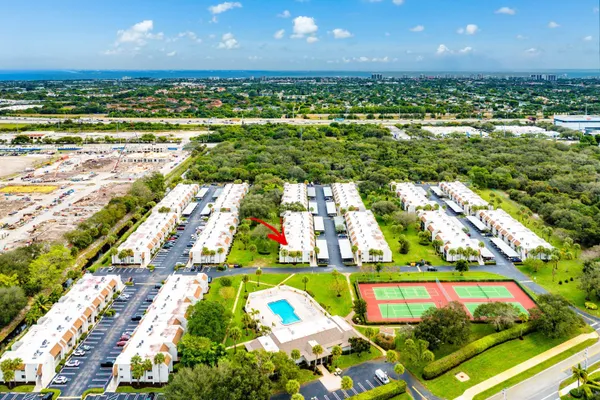 $280,000 | 2905 Southwest 22nd Avenue, Unit 1080, Delray Beach, FL 33445