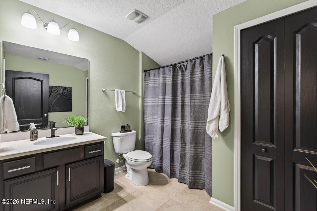 210 Sierras Loop St. Augustine, FL 32086 - Photo 40 of 58 Bathroom (upstairs)